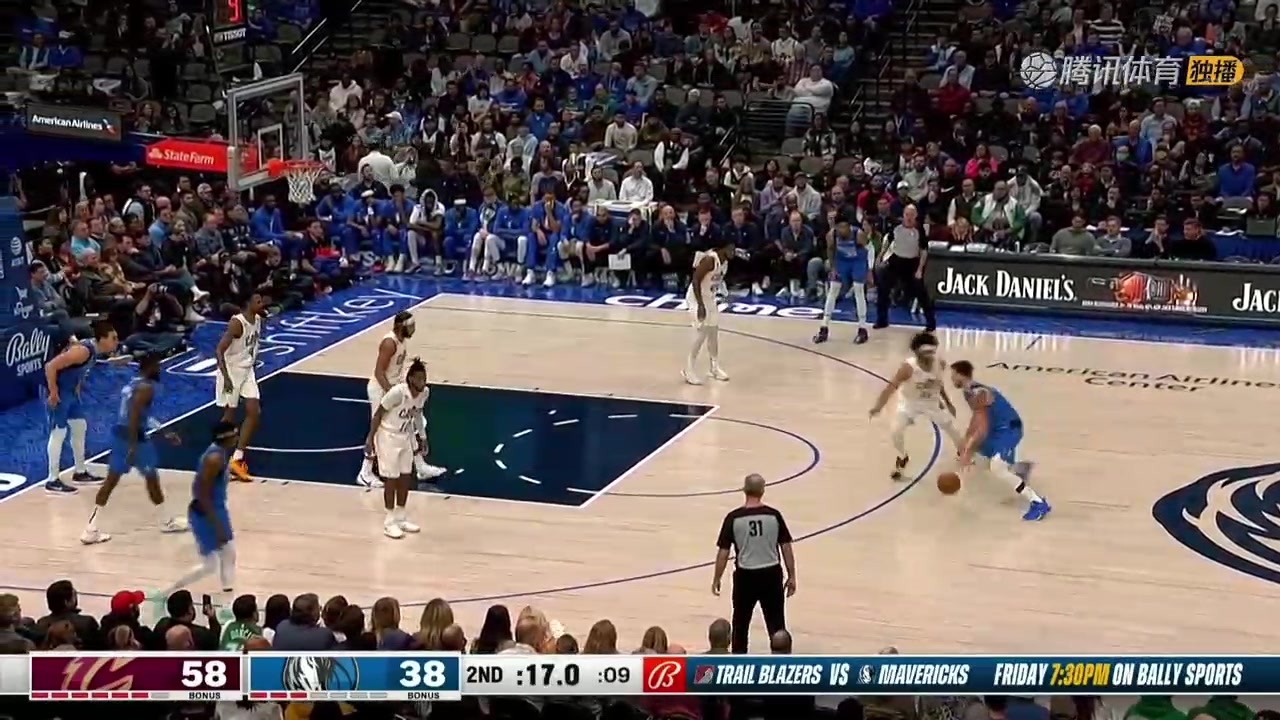 魔術(shù)師附體！東契奇神仙不看人背傳 畢竟周最佳助攻TOP10！