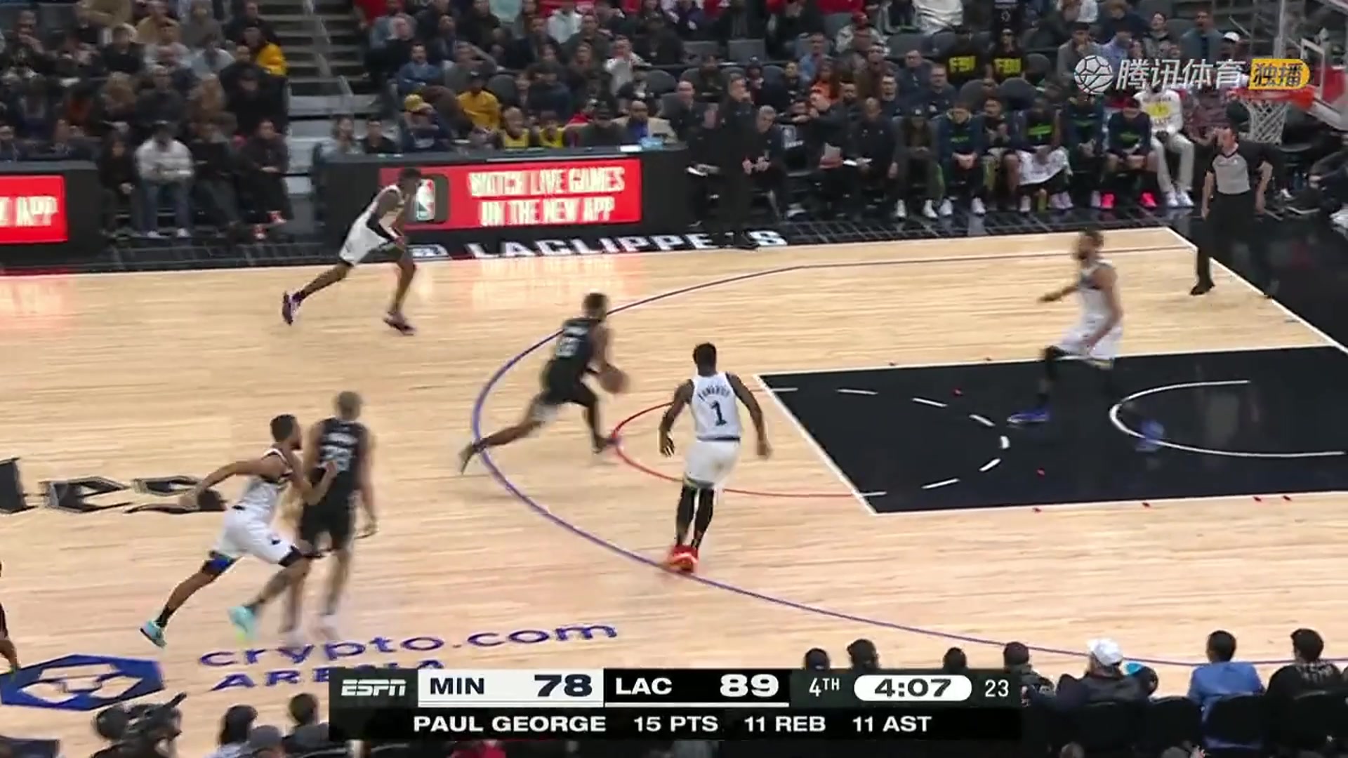 這就是億元先生的傳球水準？戈貝爾發(fā)球直接相當于送給對手了?。ǜ曦悹柺亚颍? title=